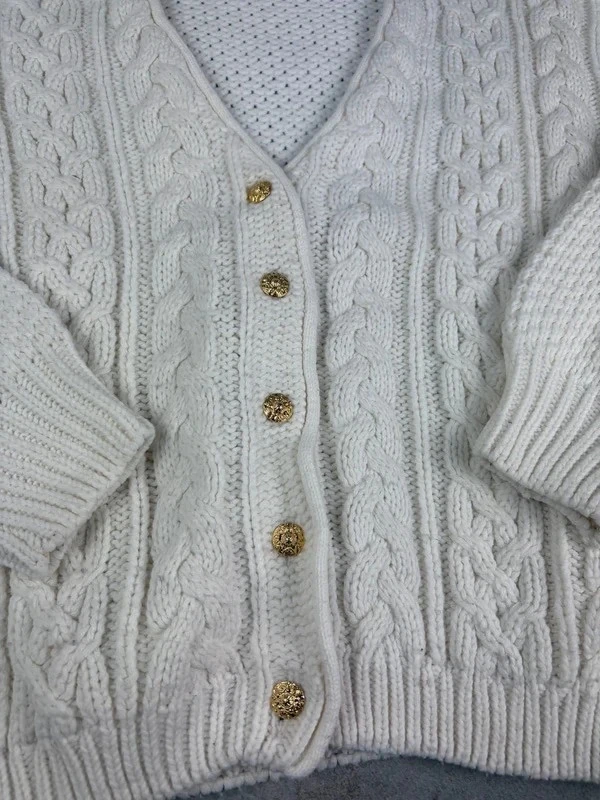 🌸 White Cardigan/Vest with Gold Buttons Vintage Size 40 🌸 – photo 5